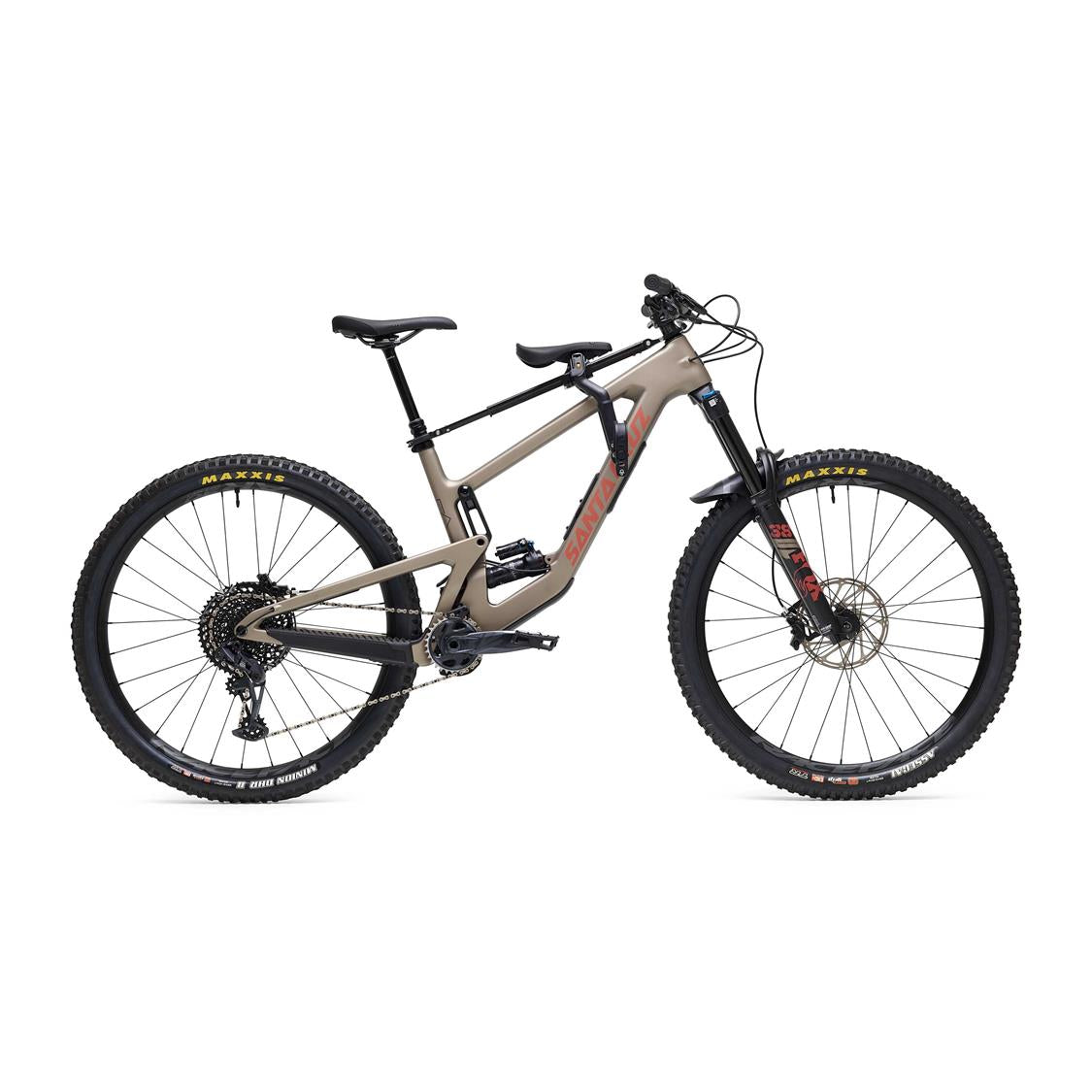 1_1_pro_seat_gen2_right_90_white_background