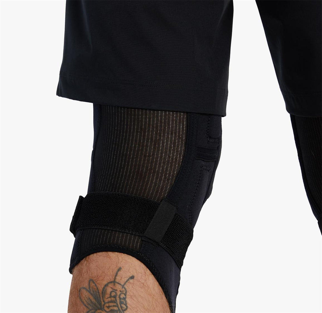 Ambush_Knee_Stealth_detail_2