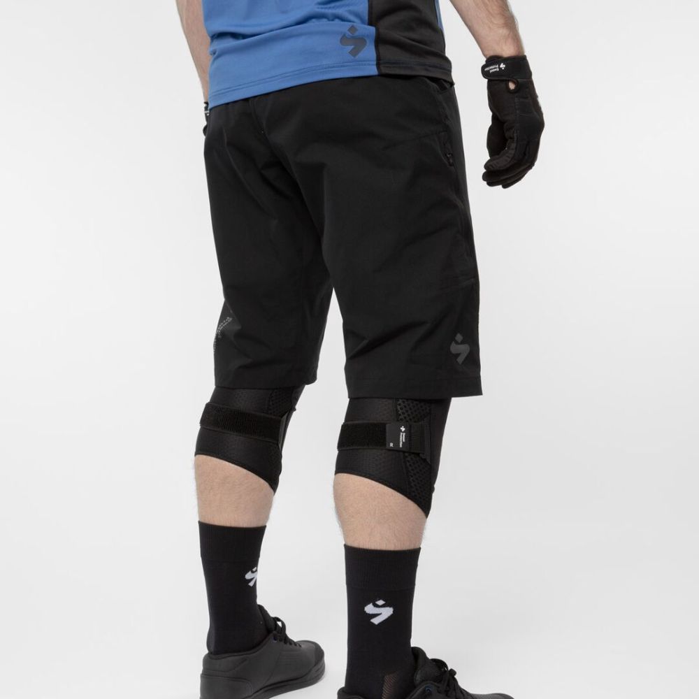 Hunter Slashed Shorts Men's Black