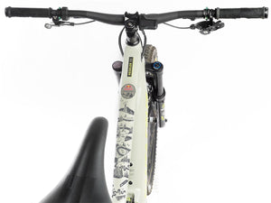 AMS-FG-Hardline-grey-on bike