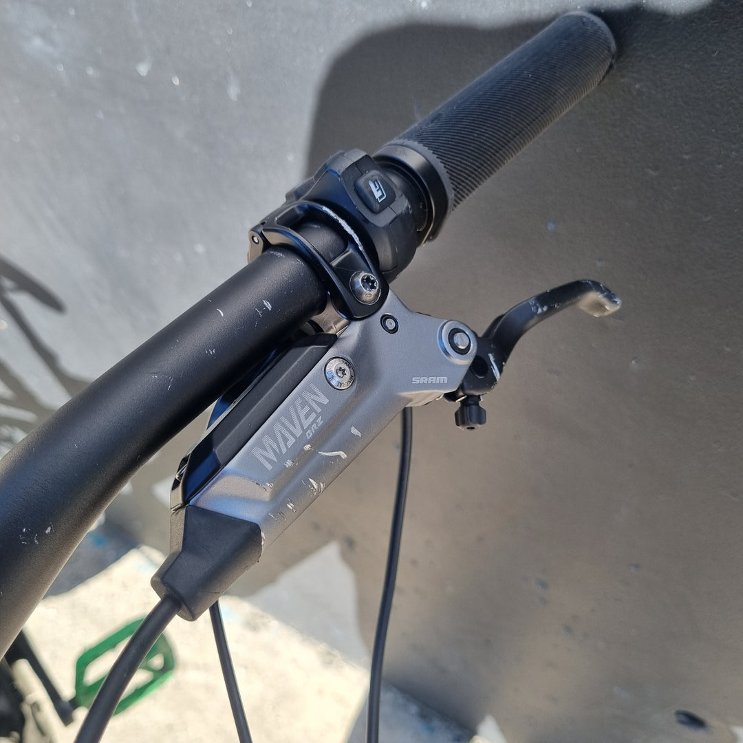 Ex-Demo Specialized Levo Comp Alloy S3