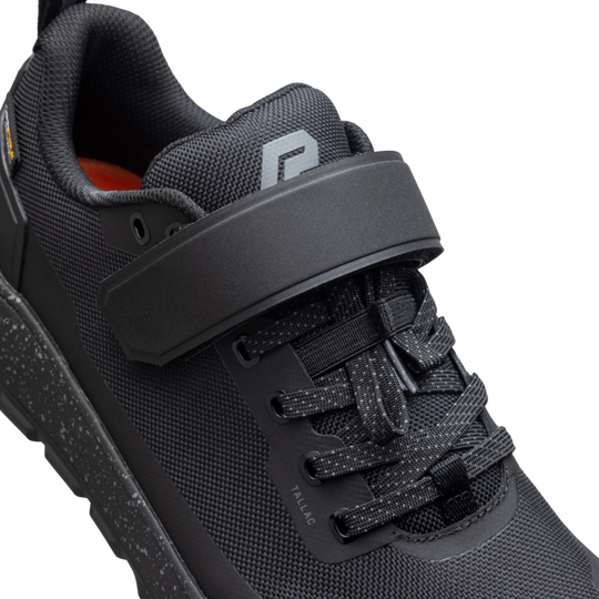 tallac-clip-blk-7