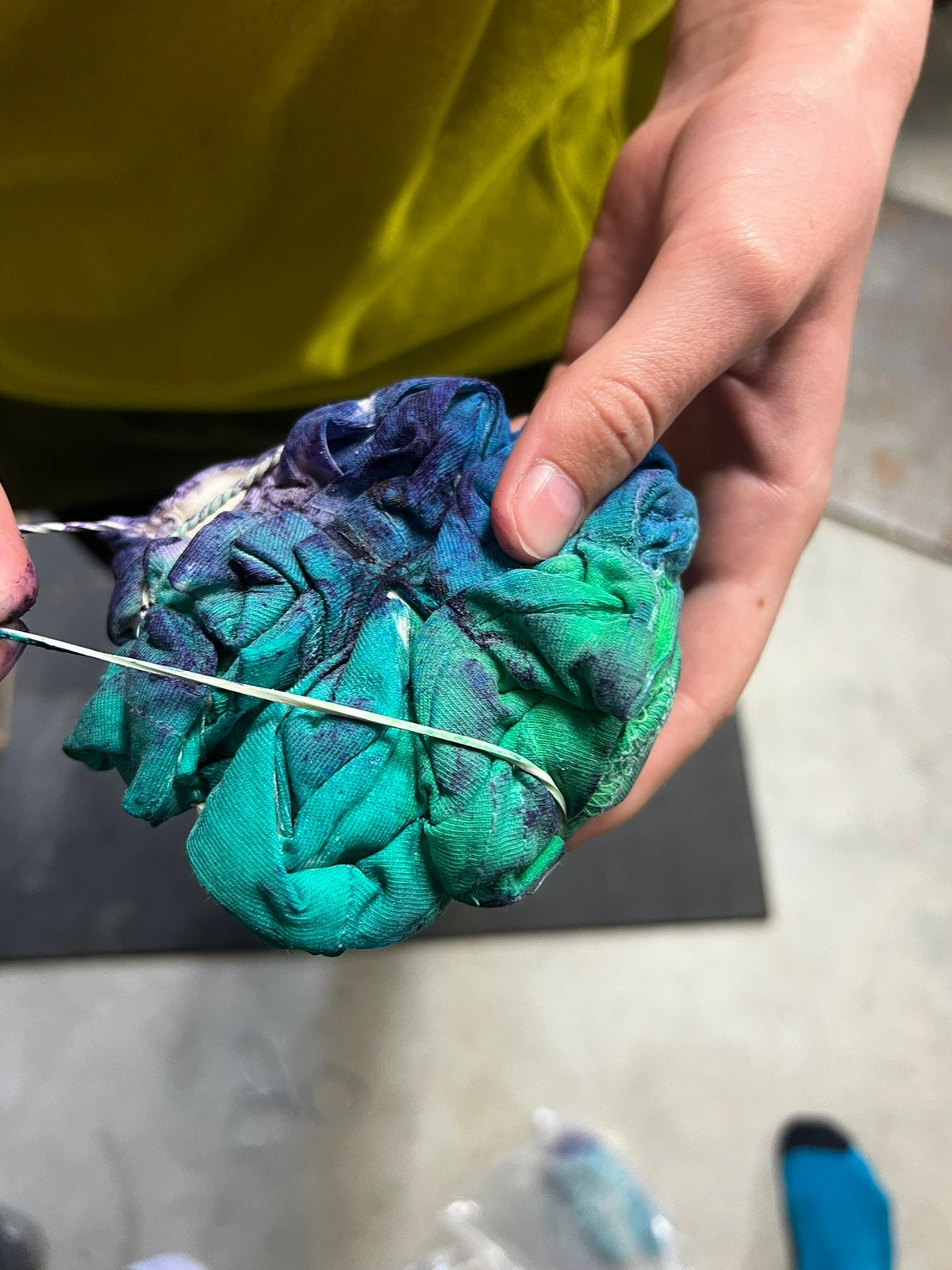 Bikeaholic Tie-Dye Shirt Kit