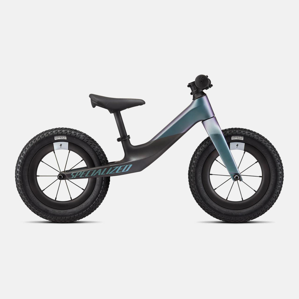 Hotwalk Carbon 2022