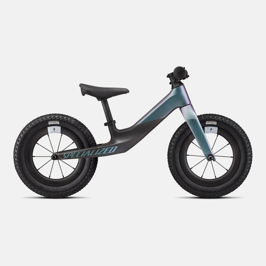 Hotwalk Carbon 2022
