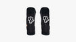 indy-knee-stealth-mens-cardproduct-3x-Hero