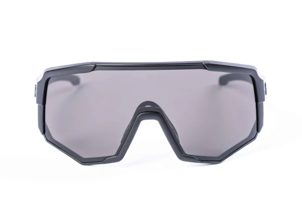 Nita XL - Black Glasses