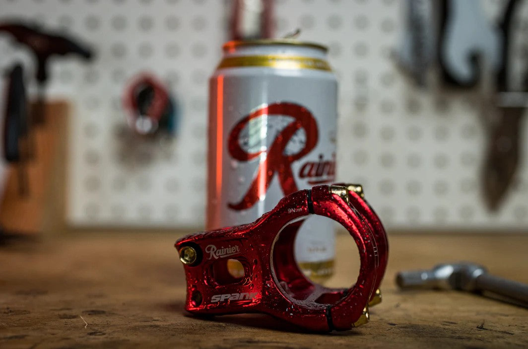 Rainier Split 35 Stem Red