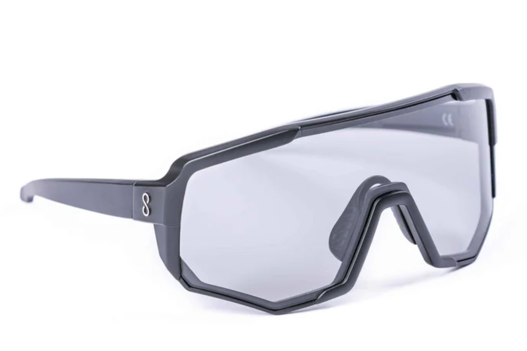 Nita XL - Black Glasses