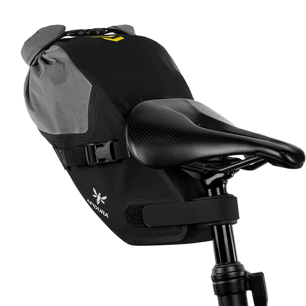 Apidura