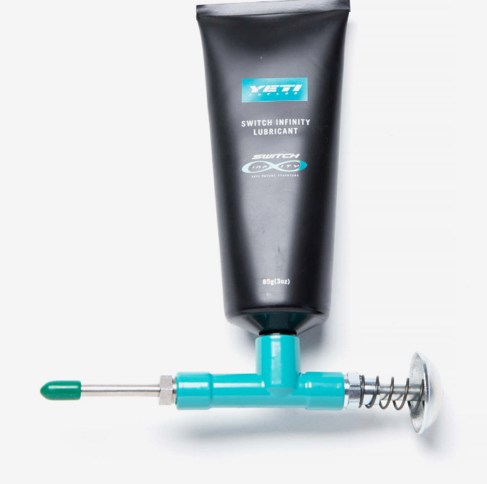 Yeti Grease Gun & Grease Kit
